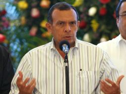 Lobo indicó que a nombre de su Gobierno y del pueblo agradecía a los equipos que llegaron de Chile, El Salvador, Guatemala y México.EFE  /