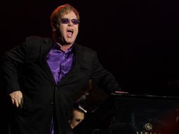 Elton realiza una singular selección de sus mejores temas.  /