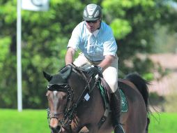 Augusto José Marc finalizó su recorrido en un tiempo de 33.33 segundos, mejor registro de la jornada en la prueba libre a 1.30 metros.  /