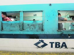 El sistema ferroviario ofrece un servicio deficiente y muestra un gran descuido, a pesar de los subsidios gubernamentales.  EFE  /