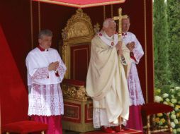 El encuentro que tenga el Presidente Felipe Calderón y un grupo de niños con el Papa, no tendrán la apertura a mucha gente. ARCHIVO  /