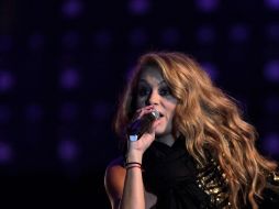 Paulina Rubio inició la noche con la presentación de su tema 'Me gustas tanto'. REUTERS  /