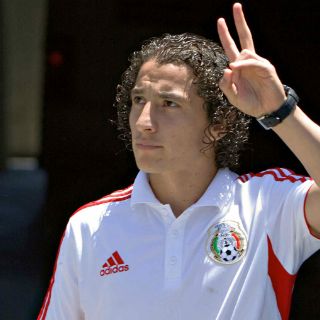 El 'Depor' regresa a los entrenamientos sin Guardado