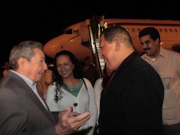 Los venezolanos se mantienen a la expectativa sobre el real estado de salud de Hugo Chávez, quien es tratado en Cuba. ARCHIVO  /