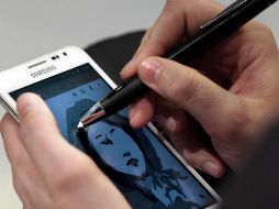 Samsung espera aumentar su ventas de todos sus teléfonos hasta 380 millones este año. EFE  /