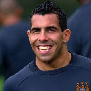 Tévez vuelve a ponerse la camiseta del City