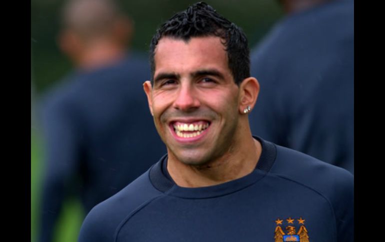Después de tres meses, el delantero regresa a la actividad con Manchester. Imagen tomada de www.mcfc.co.uk. ESPECIAL  /