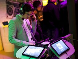 Participante del Congreso Mundial de Móviles. AP  /