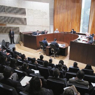 Tribunal revoca respuestas del IFE sobre debates
