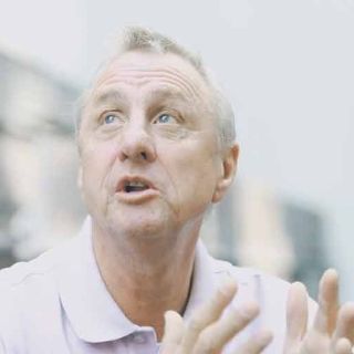 Johan Cruyff promete resultados en Chivas, pero pide tiempo