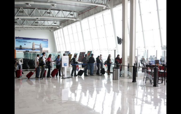 El Grupo Aeropuertario vivió un golpe fuerte tras la quiebra de Mexicana el 28 de agosto de 2011. ARCHIVO  /