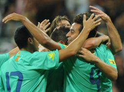 Bayern Munich acumula 48 unidades en el segundo escalón a tres de distancia del puntero BVB.  /