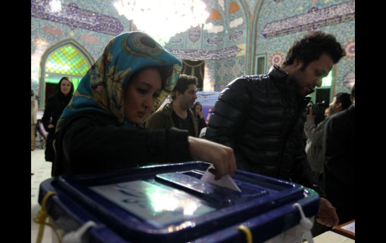 La adelantada victoria puede provocar en Irán una mayor radicalización del control social e intervención sobre la economía. AFP  /