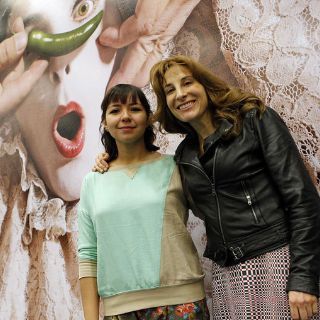 Mónica Huarte se encuentra con viejos amigos en Guadalajara