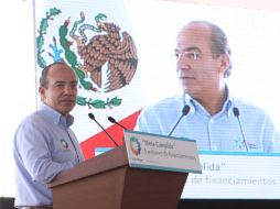 Durante la entrega de apoyos Felipe Calderón estará acompañado por Fausto Vallejo Figueroa y Alejandro Poiré. NTX  /