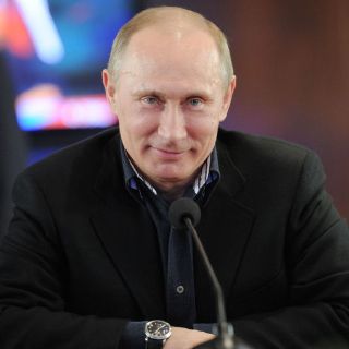 Vladimir Putin arrasa con la oposición en Rusia