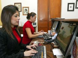 Según último censo del Inegi, 47 de cada 100 mujeres participan en actividades económicas.  /