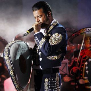 Pablo Montero se sube al escenario