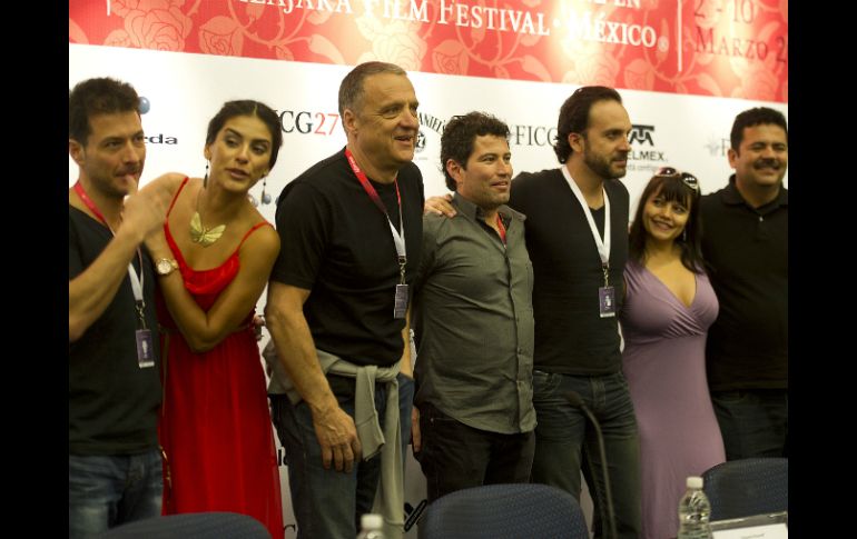 El elenco de la película se reunió hoy con la prensa en Expo Guadalajara.  /