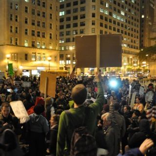 ''Indignados'' atribuyen cambio de sede del G-8 a miedo