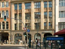 Fachada de la institución en Berlín, principal en difusión de la lengua y la cultura alemanas. ESPECIAL  /