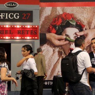 Exponen la muestra fotográfica ''Voces a bordo'' en el FICG 27