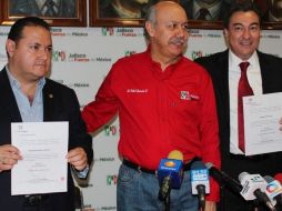 De izquierda a derecha, Héctor Pinzano, Rafael González Pimienta y Alberto Lamas.  /