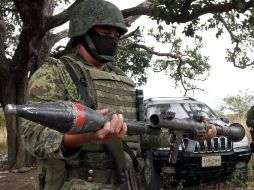Hallar lanzacohetes y misiles es poco frecuente, pero algunos cárteles han añadido ese tipo de armas a sus arsenales. AFP  /