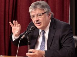 Schiavi queda fuera del gobierno, bajo investigación judicial y un delicado estado de salud. EFE  /