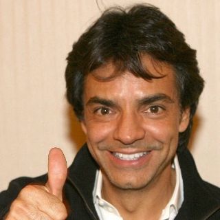 Derbez mide su popularidad en Twitter