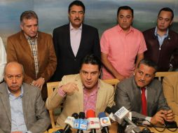 Reunión entre el candidato del PRI a gobernador, Aristóteles Sandoval y virtuales abanderados del tricolor a las alcaldías de la ZMG.  /