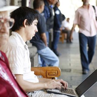 Televisa y MVS pelean por banda ancha de 2.5GHz