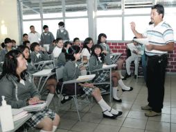 Con C+ Comunidad para el aprendizaje, estudiantes, maestros y padres de familia unen fuerzas para fortalecer la educación.  /