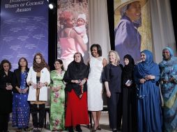 El gobierno estadounidense entregó el Premio Internacional a las Mujeres de Valor a 10 extranjeras, incluidas dos latinamericanas. AP  /