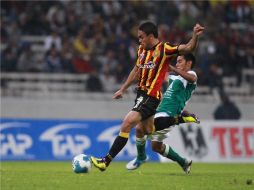 Los Leones Negros buscarán regresar a la victoria frente a Los Lobos. ARCHIVO  /