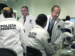 El mandatario Felipe Calderón durante la inauguración de las instalaciones de la División Científica de la Policía Federal.EL UNIVERSAL  /