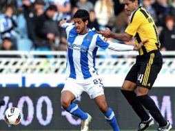 A los 22 minutos de juego, Vela logró aportar para la victoria de su equipo. EFE  /