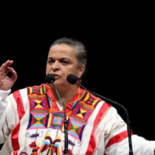 Plantea Paredes crear empleos y no sólo otorgar subsidios