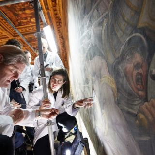 Descubren un fresco atribuido a Leonardo da Vinci en un palacio de Florencia