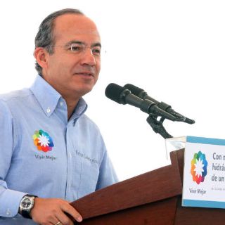 Presidentes y gobernadores fallaron a Tabasco: Felipe Calderón