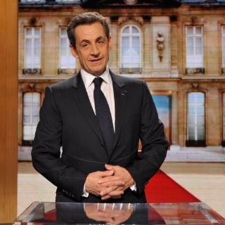 Sarkozy aventaja a Hollande: Sondeo