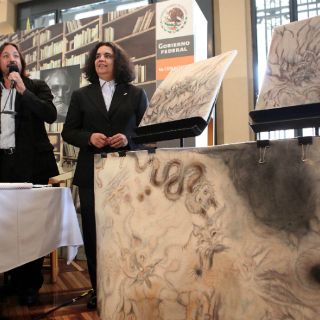 Adquiere Conaculta la biblioteca de Carlos Monsiváis