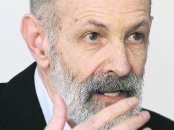 “El teatro no es el texto, el libro. El teatro es la vida sobre el escenario, es la revelación viva entre el espectador y el actor.  /