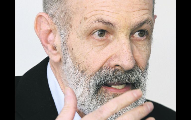 “El teatro no es el texto, el libro. El teatro es la vida sobre el escenario, es la revelación viva entre el espectador y el actor.  /