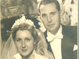 Alberto y Simone el día de su boda en septiembre 26 de 1953.  /