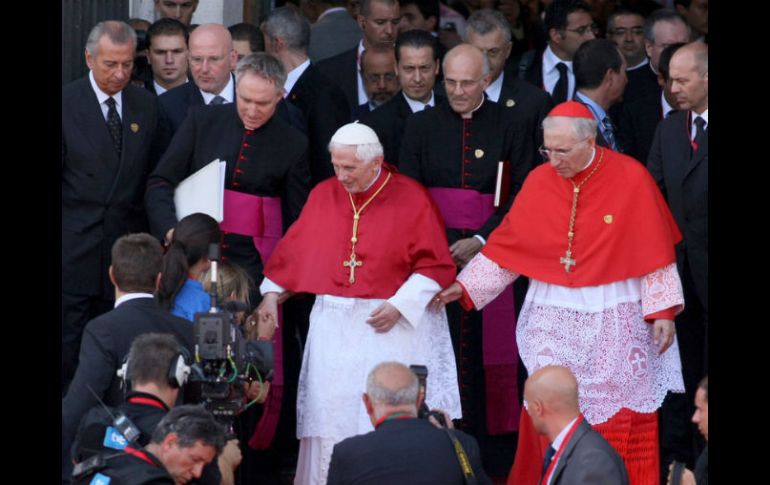 Se colocará un pendón gigante en los muros de la Catedral tapatía. ARCHIVO  /