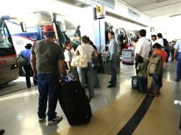 Algunas líneas que detuvieron el servicio son ETN, Flecha Amarilla, Primera Plus, entre otras. ARCHIVO  /