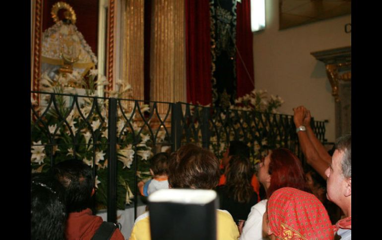 El santuario de Talpa recibe al año unos tres millones de visitantes, en su mayoría en las fiestas religiosas. ARCHIVO  /