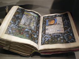 El manuscrito 'The Carpetin Hours', considerado uno de los más caros del mundo (7 millones de euros) está en venta en la feria. EFE  /
