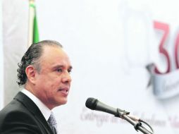 el presidente de la Cámara de Comercio de Tlaquepaque y Tonalá, Roberto Prieto Rodríguez, durante su informe de labores.  /